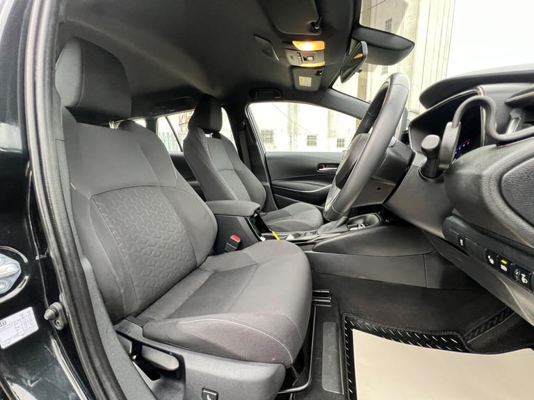 2019 Toyota Corolla 1.8 VVT-h Icon Tech Touring Sports CVT Euro 6 (s/s) 5dr ESTATE Petrol/Electri...