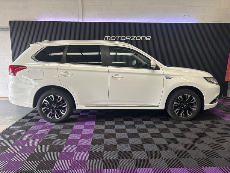 2016 Mitsubishi Outlander 2.0h 12kWh GX4h SUV 5dr Petrol Plug-in Hybrid CVT 4WD