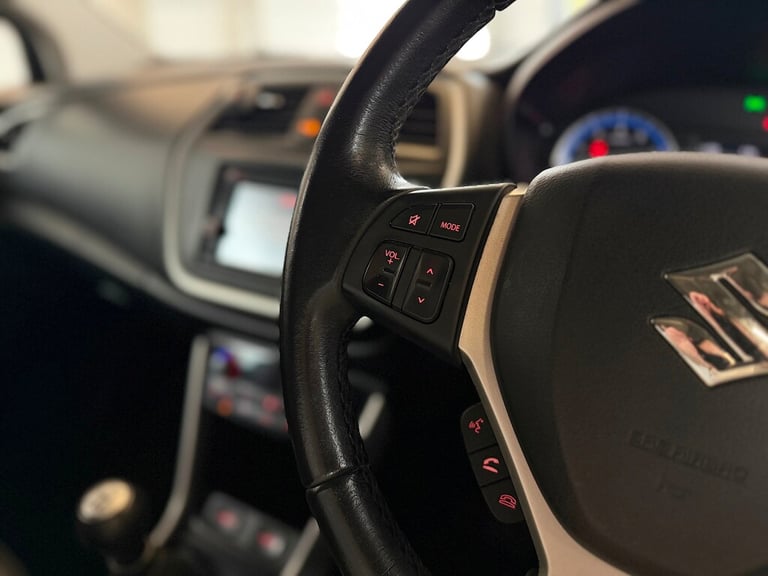 2014 Suzuki SX4 S-Cross 1.6 SZ5 SUV 5dr Petrol Manual Euro 6 (120 ps) SUV Petrol Manual