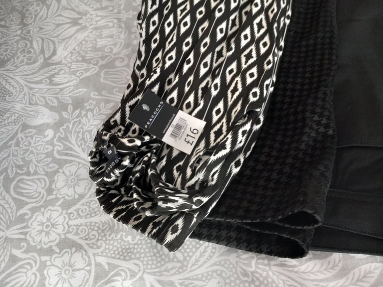 7 pairs trousers