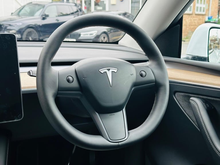 2023 Tesla Model Y Auto RWD 5dr MPV Electric Automatic