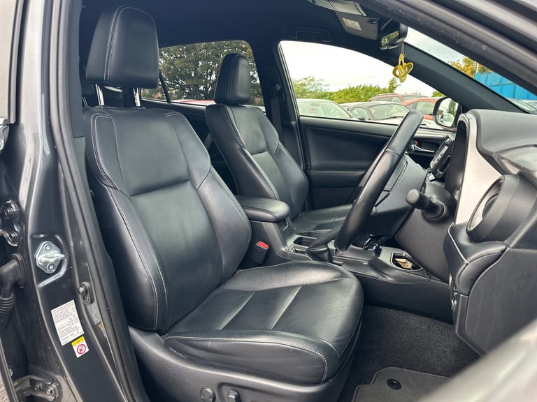 2017 Toyota RAV4 2.0 D-4D Excel TSS 5dr [Nav] 2WD ESTATE Diesel Manual