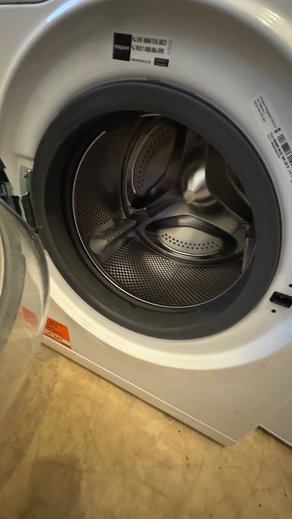 Priced to sell quickly Hotpoint washing machine 