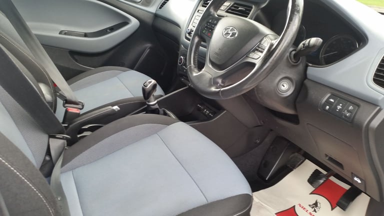 *!*BEAUTIFUL*!* 2015 Hyundai i20 1.4 PREMIUM SE mpi **MOT 26 AUGUST 26** **JUST VALETED**