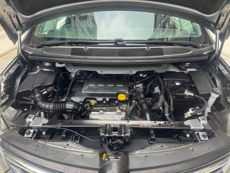  Vauxhall Zafira Tourer 1.4i Turbo Design Euro 6 5dr Petrol Manual