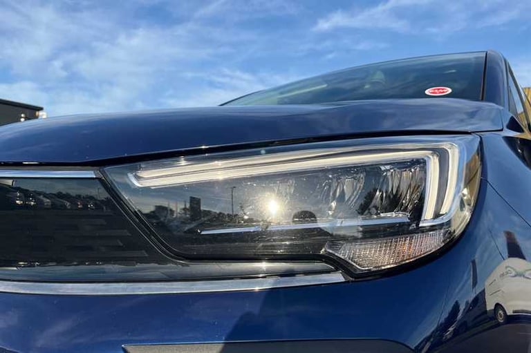 2022 Vauxhall Crossland 1.2 Design 5dr HATCHBACK PETROL Manual