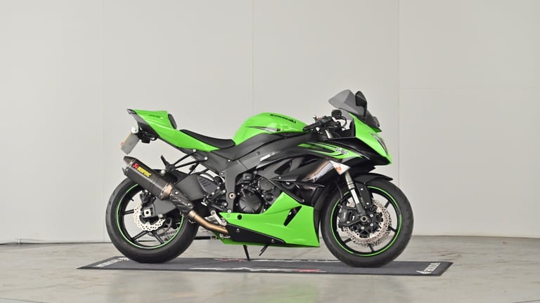 image for 2013 Kawasaki Ninja ZX-6R 600 Super Sports Petrol Manual