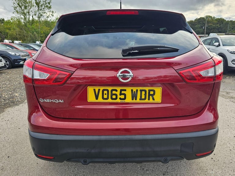 2015 Nissan Qashqai 1.6 dCi Tekna XTRON 2WD Euro 6 (s/s) 5dr HATCHBACK Diesel Automatic