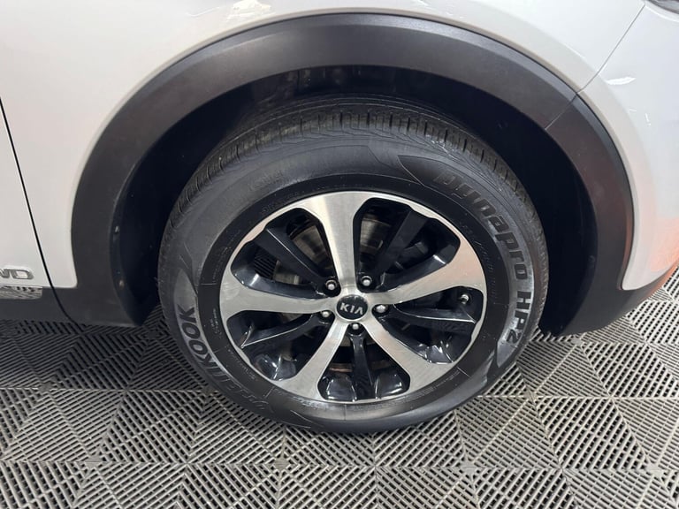 2018 Kia Sorento 2.2 CRDi KX-2 Auto AWD Euro 6 (s/s) 5dr ESTATE Diesel Automatic