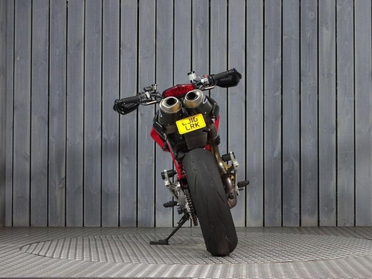 2010 10 DUCATI HYPERMOTARD 1100