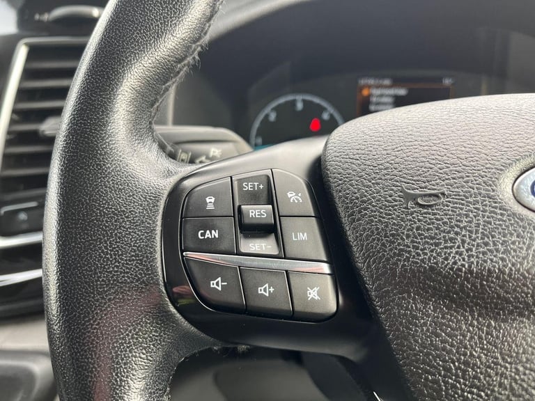 2019 Ford Transit Custom 300 L1 Double Cab in Van 2.0L 130PS Auto in Orange Glow
