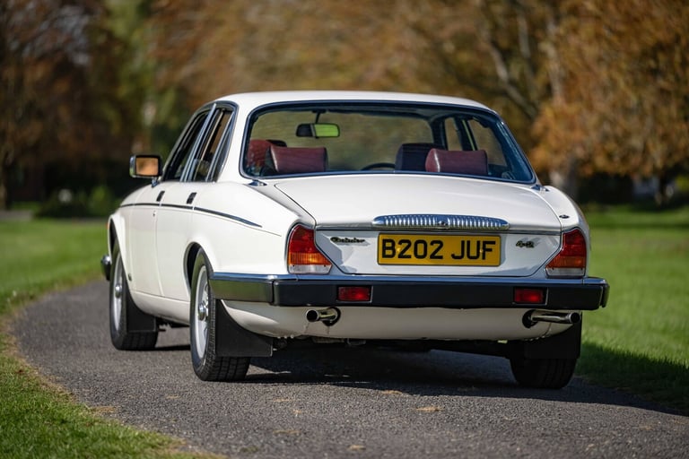 1984 Daimler 4.2  PETROL Automatic