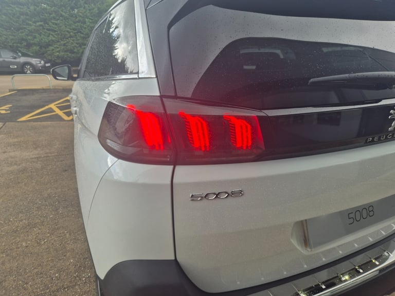 2024 Peugeot 5008 1.5 BlueHDi GT 5dr EAT8 Estate Diesel Automatic