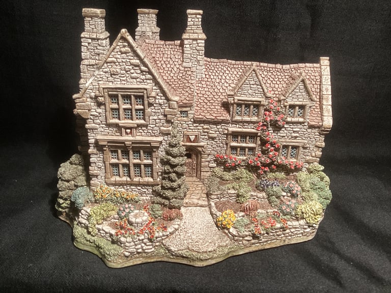 Lilliput Lane Armada House. in Kendal Cumbria Gumtree