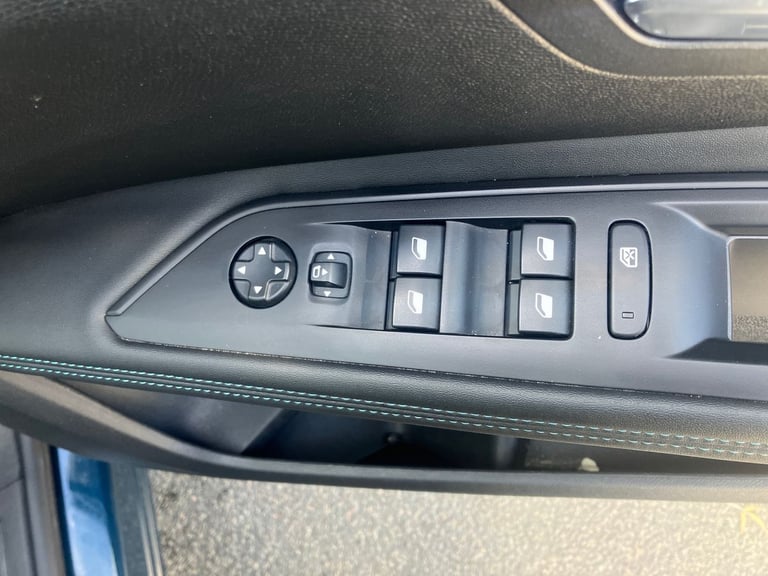 2022 Peugeot 3008 1.5 BlueHDi Allure 5dr EAT8 Estate DIESEL Automatic