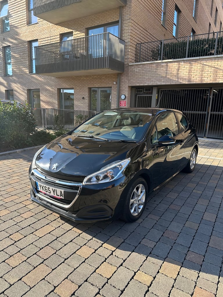 Peugeot, 208, Hatchback, 2015, Manual, 1199 (cc), 3 doors