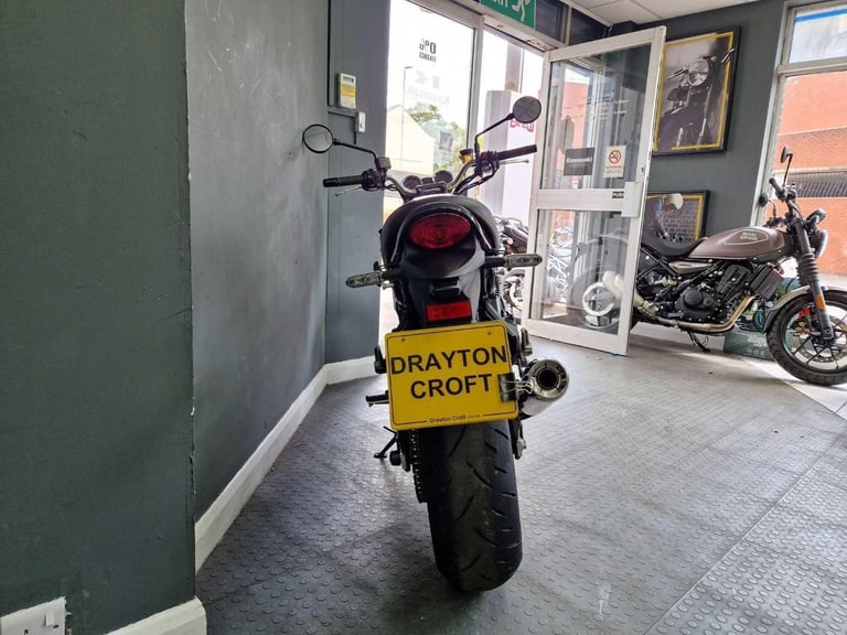 2024 Kawasaki Z900RS