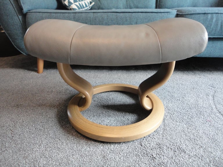 Quality ekornes leather stressless swivel recliners x 2 with footstools as pictures, £500 EACH chair