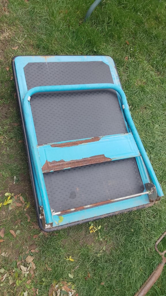 MAC ALlister platform truck 