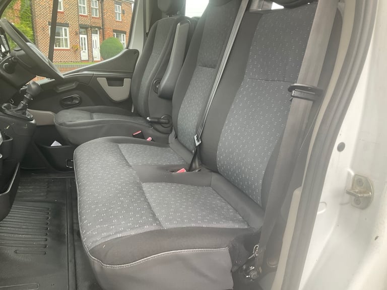 VAUXHALL MOVANO WELFARE VANS ON FINANCE FROM £283 PER PER MONTH 