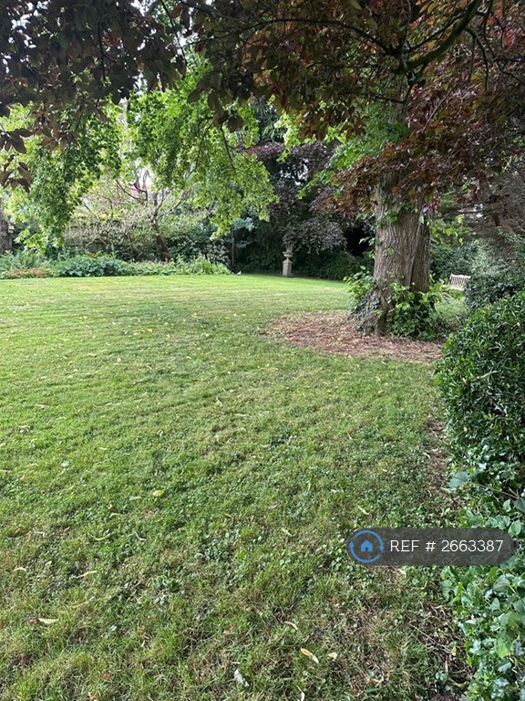 4 bedroom house in Bowhill, Kettering, NN16 (4 bed) (#2663387)