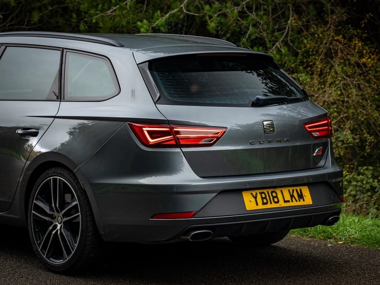 2018 SEAT Leon 2.0 TSI Cupra 300 ST Euro 6 (s/s) 5dr ESTATE Petrol Manual