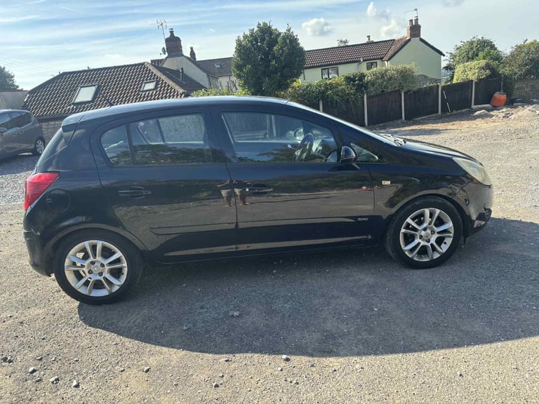Vauxhall, CORSA, Hatchback, Manual, 1364 (cc), 5 doors