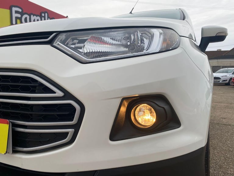 FORD ECOSPORT 1.5 ZETEC PETROL LOW MILEAGE LOVELY CONDITION NEW CAMBELT KIT