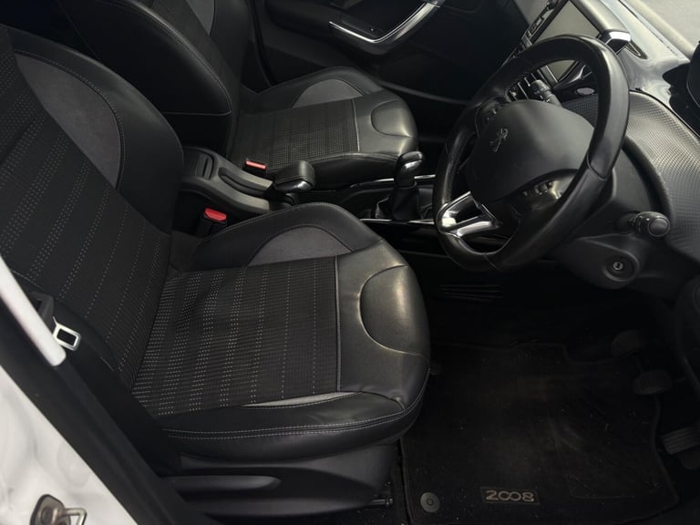 2015 Peugeot 2008 1.2 VTi PureTech Allure Euro 5 5dr HATCHBACK Petrol Manual