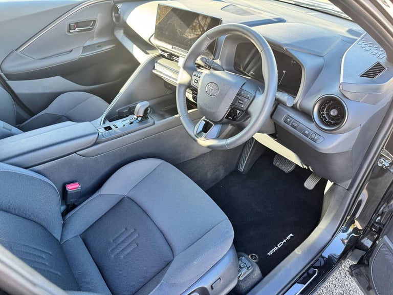 2024 Toyota C-HR 1.8 VVT-h Design CVT Euro 6 (s/s) 5dr HATCHBACK Petrol/Electric Hybrid Automatic