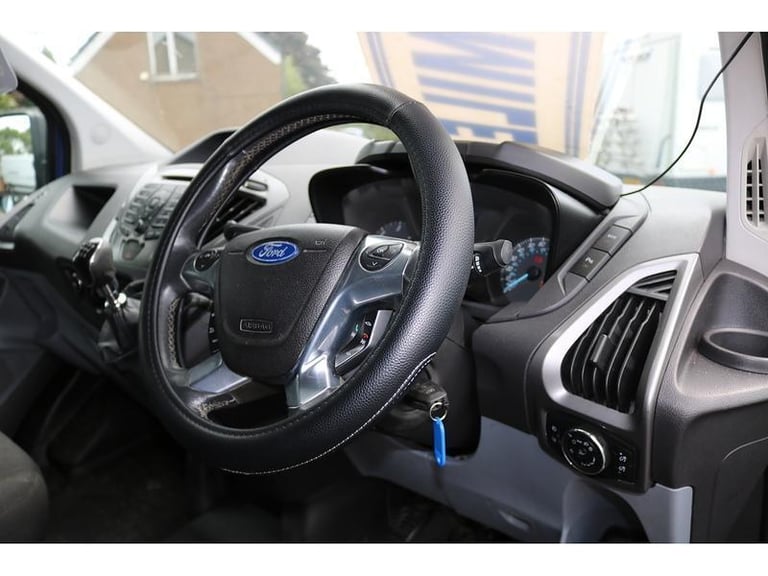 2012 FORD TRANSIT CUSTOM TREND *NO VAT* STUNNING CONDITION LOW MILE 80k RARE VAN