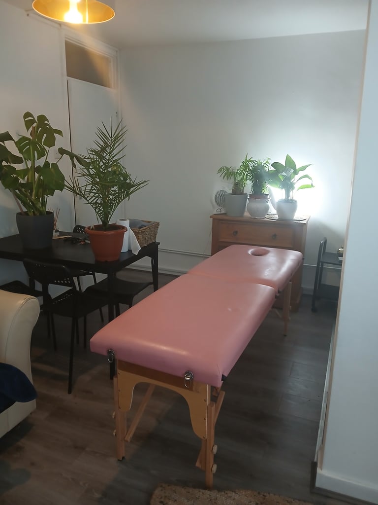  Professional  swedish massage 