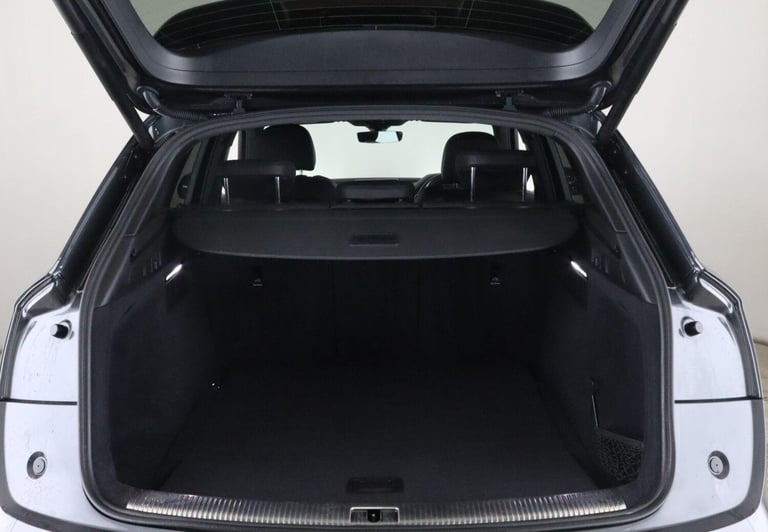 2019 Audi Q5 2.0 TDI 40 S line S Tronic quattro Euro 6 (s/s) 5dr ESTATE Diesel Automatic