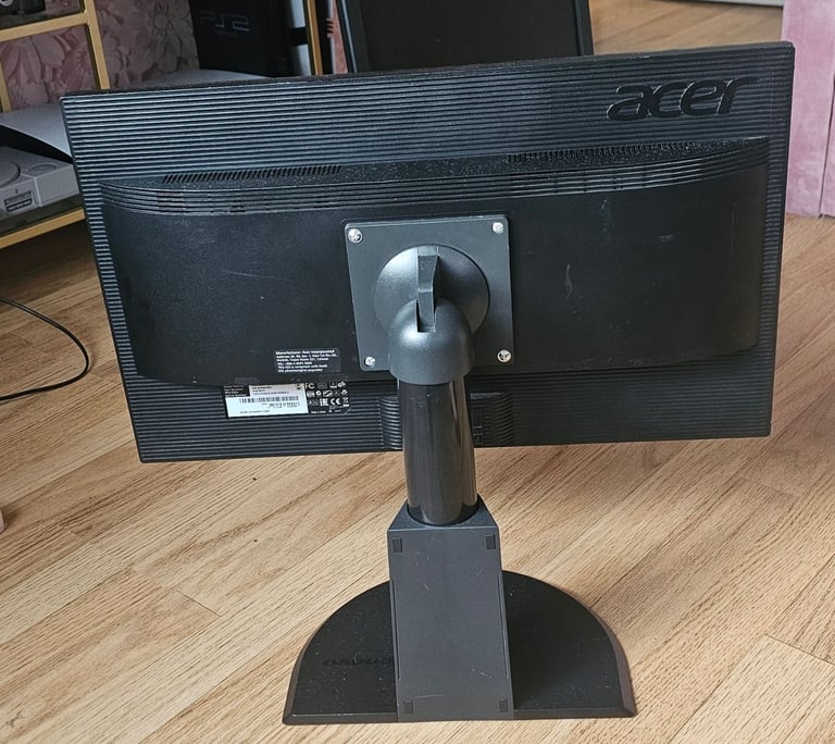 Two ACER 21.5" monitors