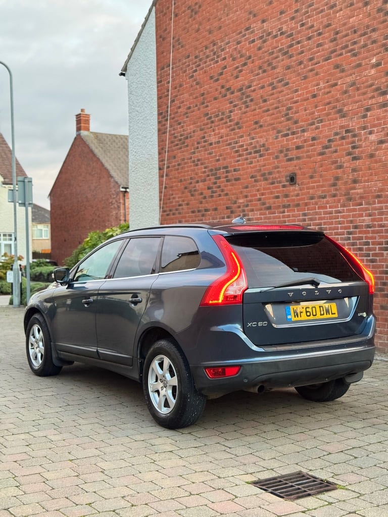 Volvo, XC60, Estate, 2010, Manual, 1984 (cc), 5 doors