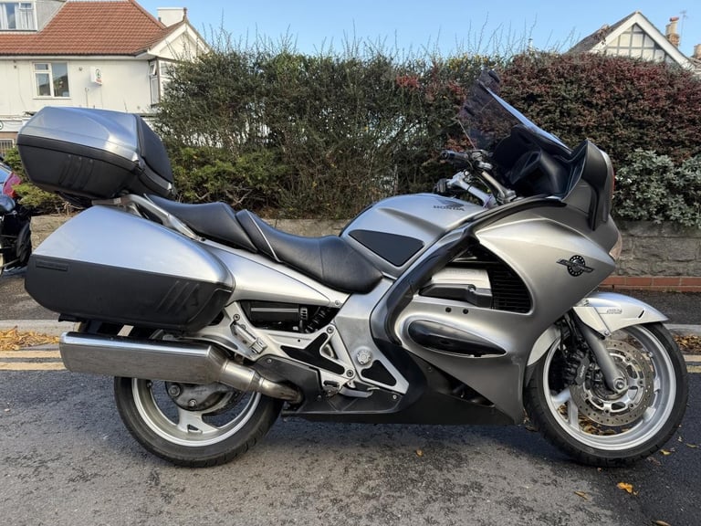 HONDA ST1300 PAN EUROPEAN 2004