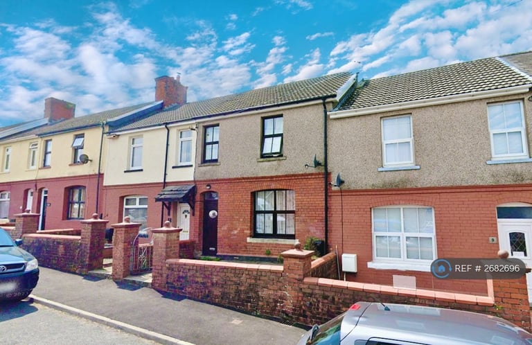 3 bedroom house in Harold Street, Llanharan, Pontyclun, CF72 (3 bed) (#2682696)