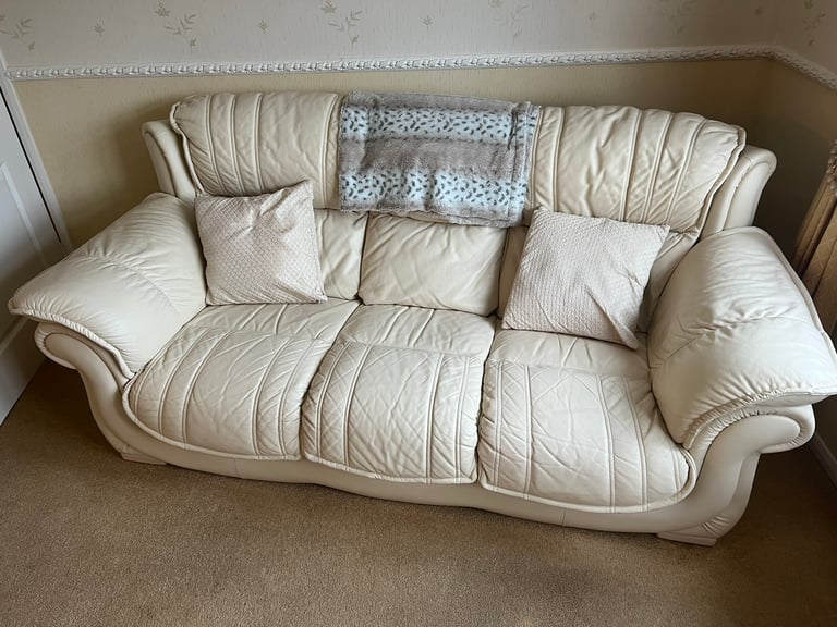 Sofaes for Sale in County Durham | Sofas, Couches & Armchairs | Gumtree