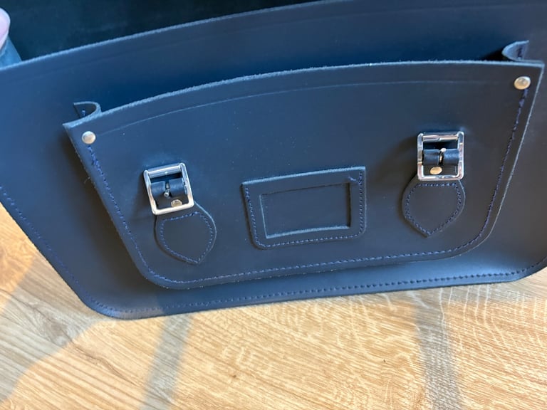 Large Cambridge satchel 