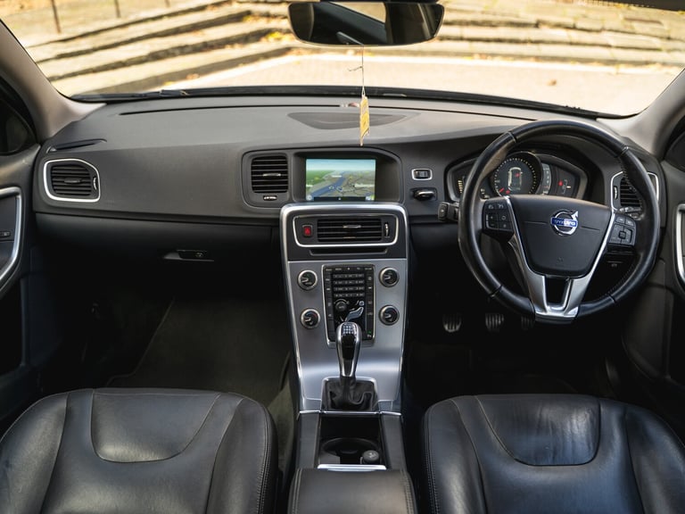 2016 Volvo V60 D3 (150) SE Lux Nav 5dr Diesel