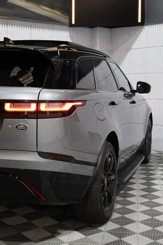 LAND ROVER RANGE ROVER VELAR 2.0 D200 MHEV Edition Auto 4WD Euro 6 (s/s) 5dr