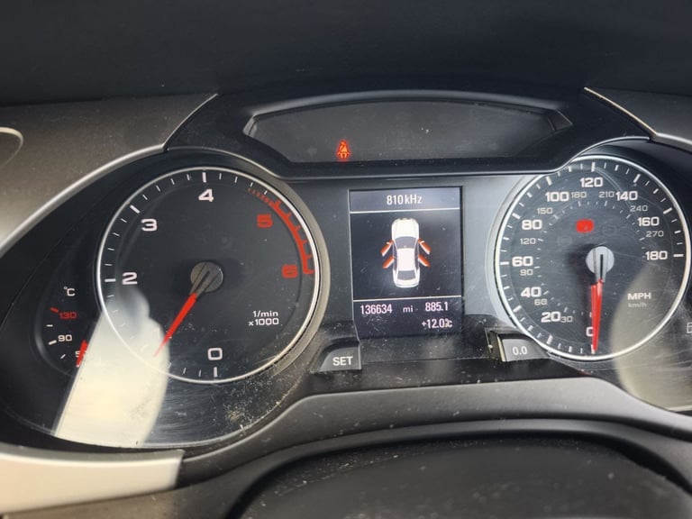 Audi, A4, Saloon, 2010, Manual, 1968 (cc), 4 doors