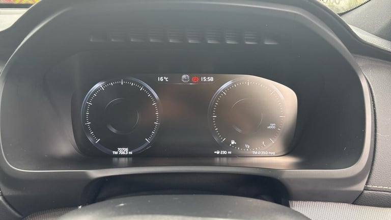 2022 Volvo XC90 R-Design, B5 AWD mild hybrid, 7 Seats ESTATE Diesel/Electric Hybrid Automatic