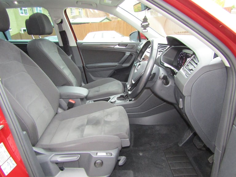 2017 Volkswagen Tiguan 2.0 TSi 180 4Motion SEL 5dr DSG ESTATE Petrol Automatic