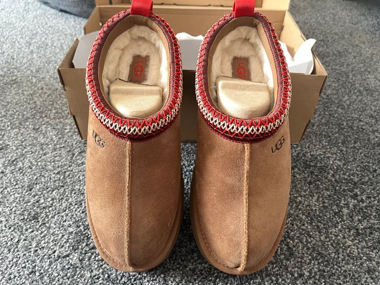 image for Brand new Ugg slipers/shoes Uk size 6