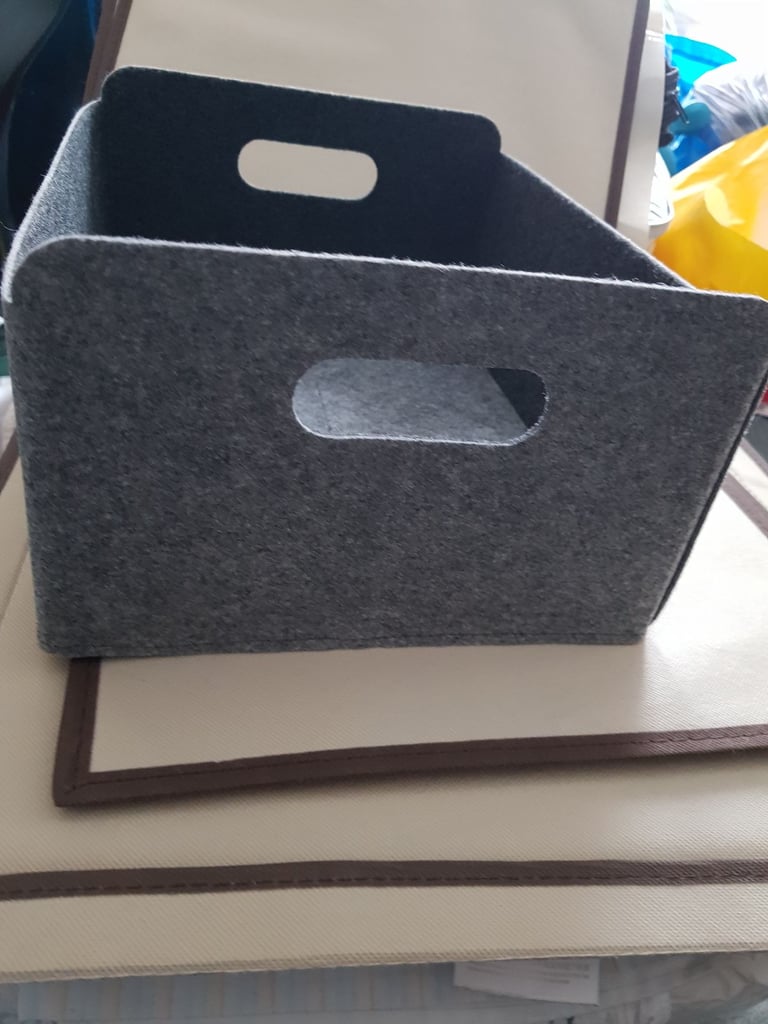 IKEA BESTÅ Box, grey, 25x31x15 cm, This smaller box in moulded felt with handles