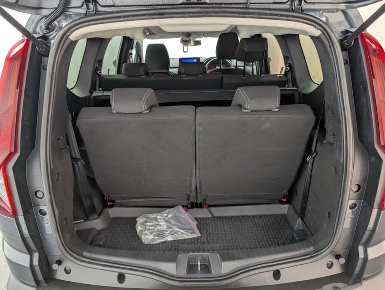 2022 Dacia Jogger 1.0 TCe Extreme SE MPV 5dr Petrol Manual Euro 6 (s/s) (110 ps) HEATED F SEA MPV...