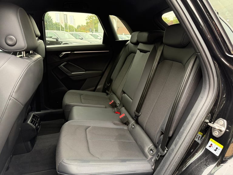  Audi Q3 2.0 TFSI 40 S line SUV 5dr Petrol S Tronic quattro Euro 6 (s/s) (190 ps) Petrol Automatic