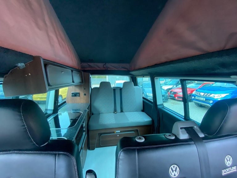 2012 Volkswagen Transporter Shuttle 2.0 TDI 140PS SE Minibus MPV DIESEL Manual