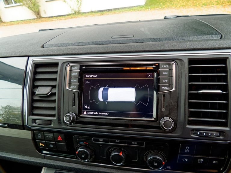 2019 69 VOLKSWAGEN TRANSPORTER 2.0 BITDI T32 HIGHLINE KOMBI DOUBLE CAB 5DR DIESE